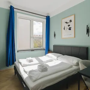 https://angeli-room-oasis.vienna-besthotels.com