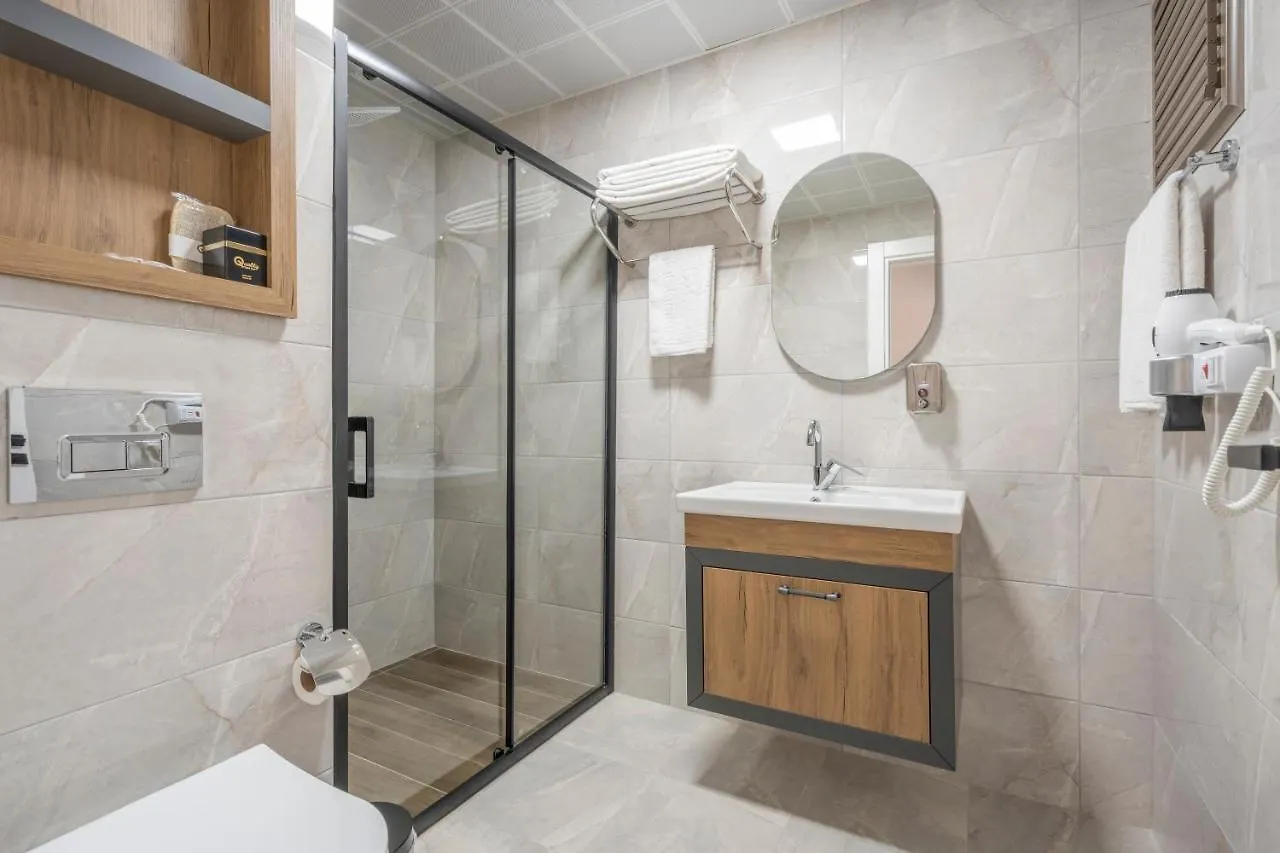 Quality Gold Suite Hotel Antalya