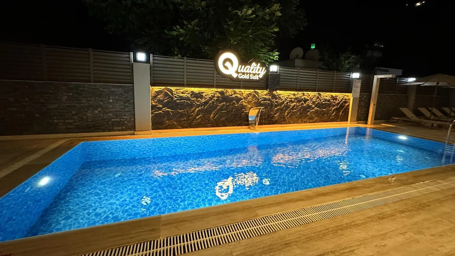 Quality Gold Suite Hotel Antalya