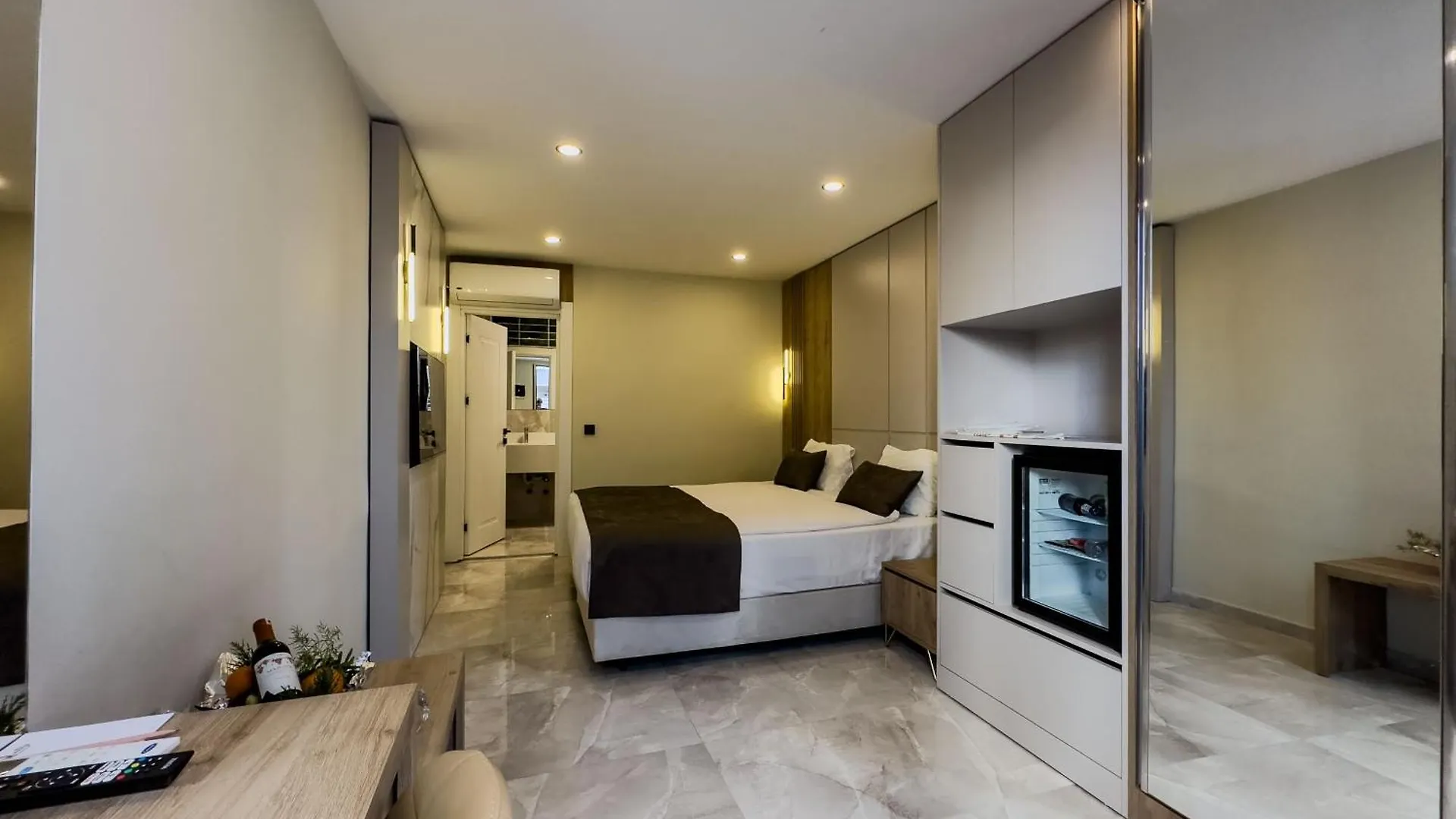 Quality Gold Suite Hotel Antalya