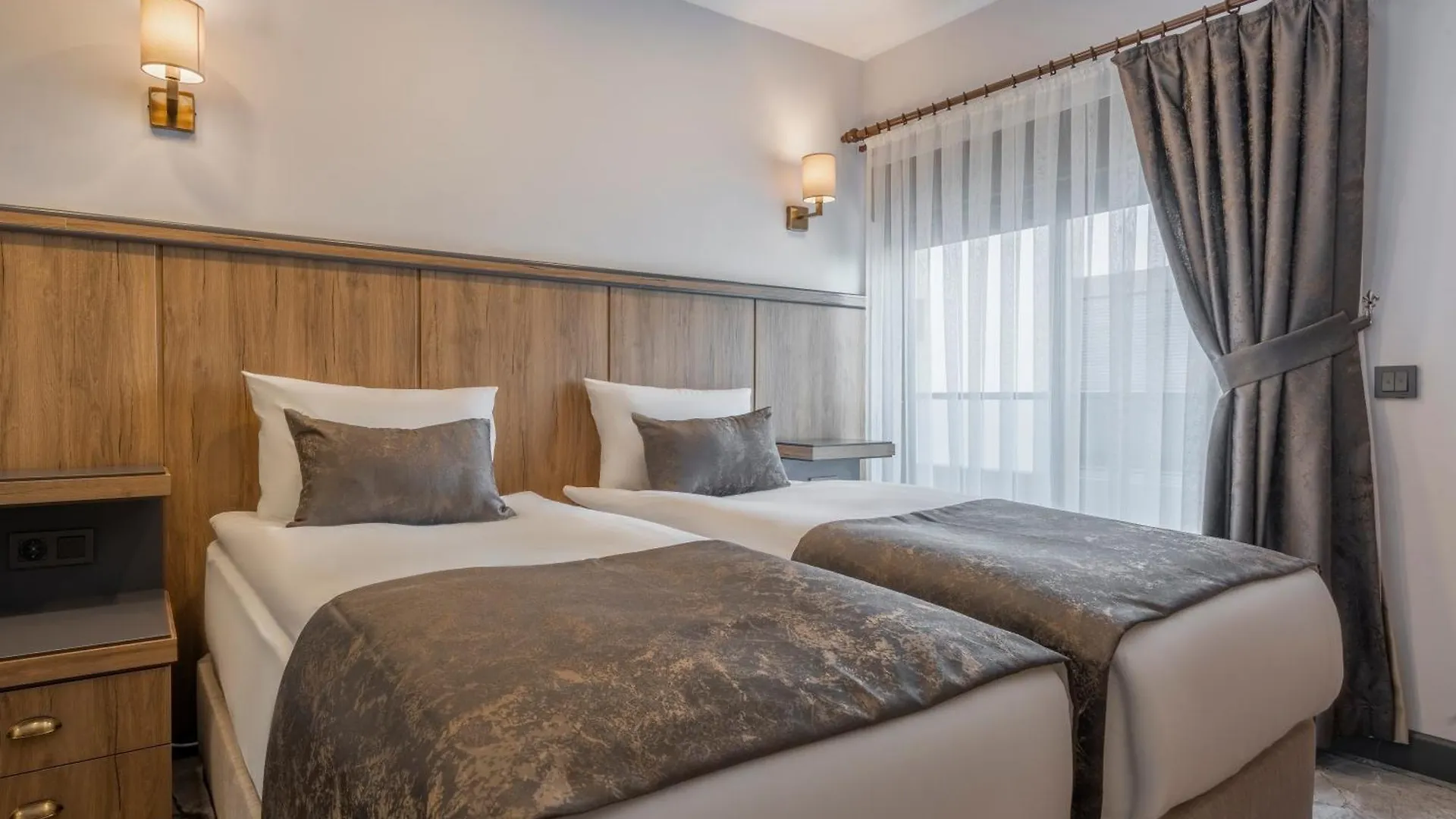 Quality Gold Suite Hotel Antalya