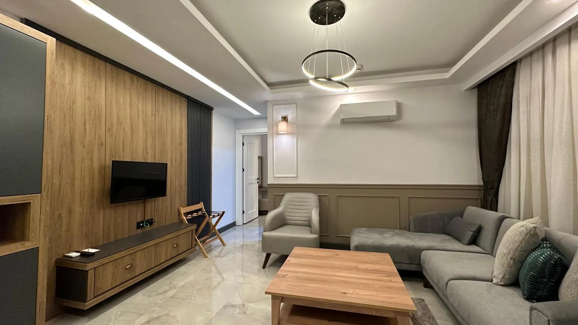 Quality Gold Suite Hotel Antalya