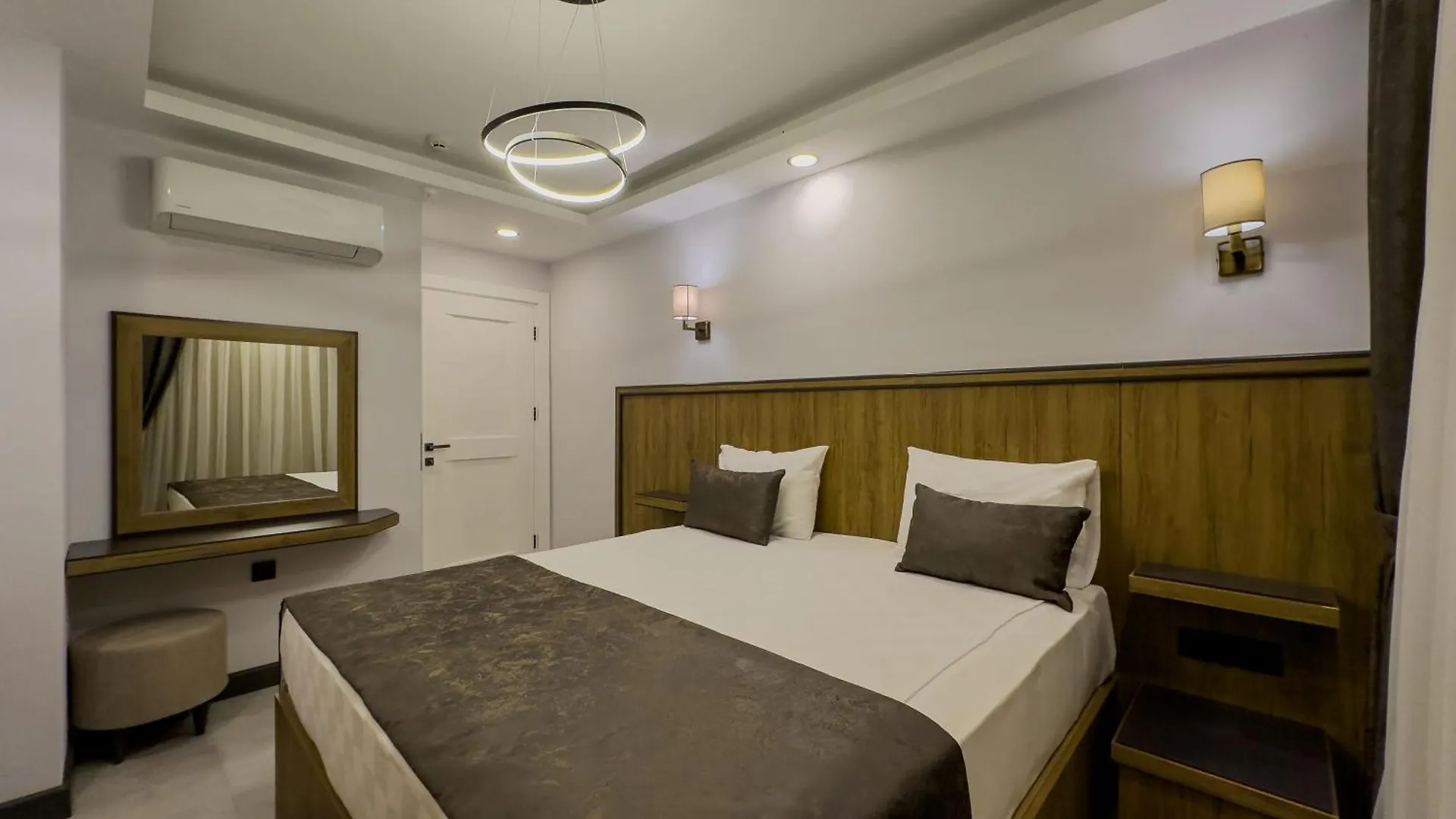 Quality Gold Suite Hotel Antalya